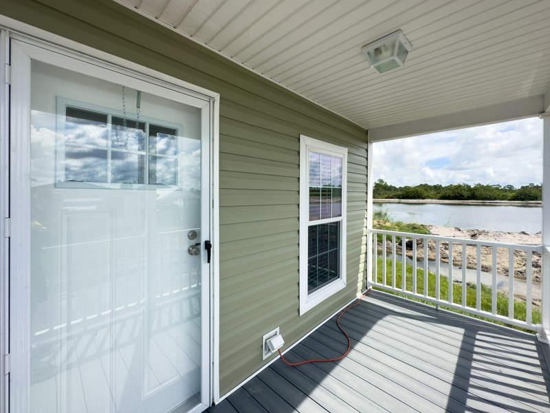 Building Photo - 14 S Lake Side