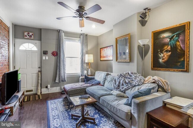 Foto del edificio - 2329 Almond St