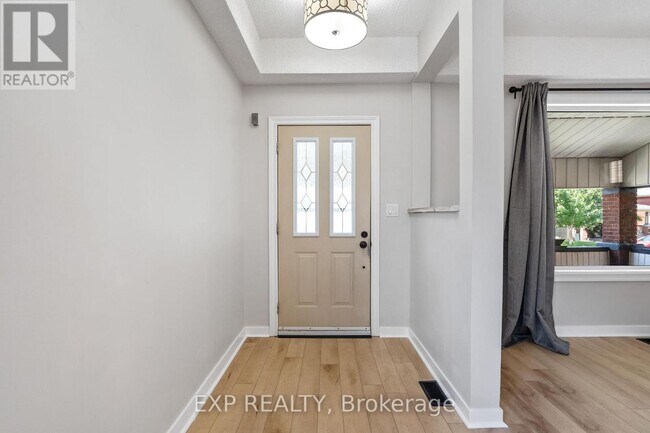 Photo du bâtiment - 318-318 Ashland Ave