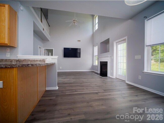 Foto del edificio - 1030 Boxelder Ln