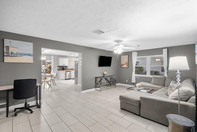 Foto del edificio - 730 SE White Ave