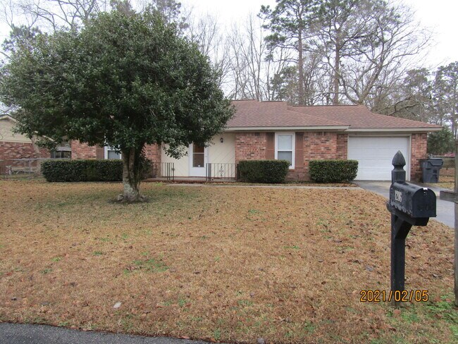 Foto del edificio - 1207 Hampton Dr