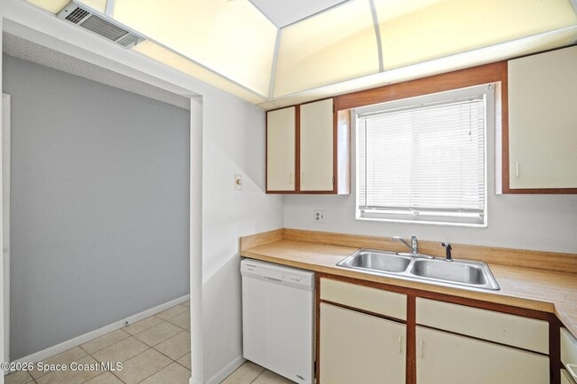 Building Photo - 3799 S Banana River Blvd