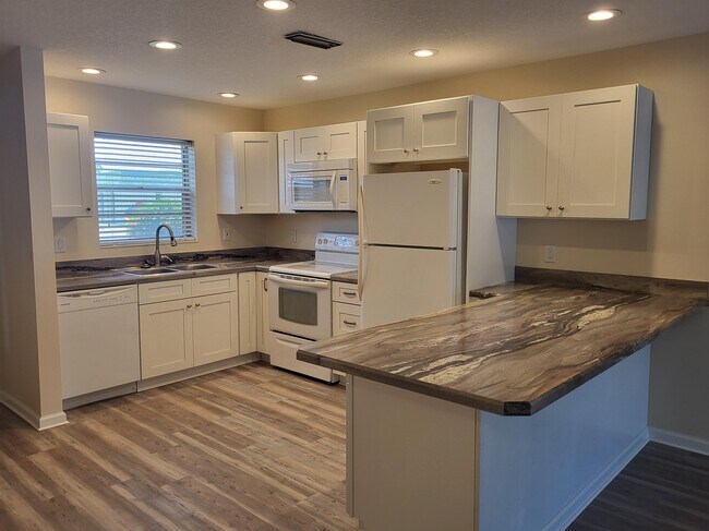 Foto del edificio - 2800 Indian River Blvd