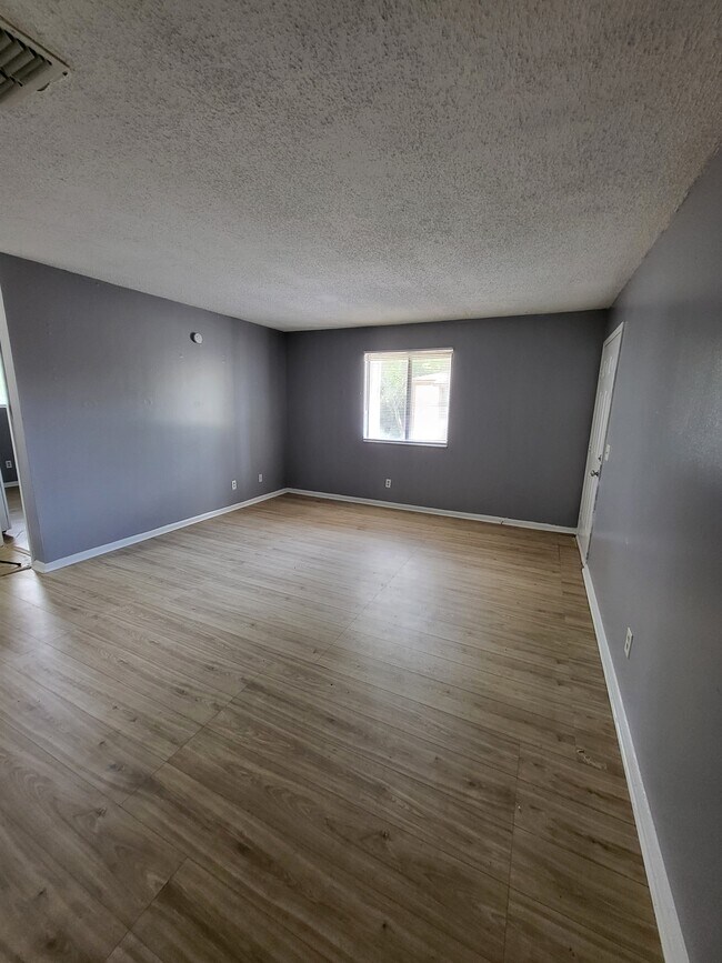 Foto del edificio - 5123 Westchase Ct