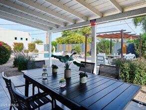 Building Photo - 4535 N 75th Pl