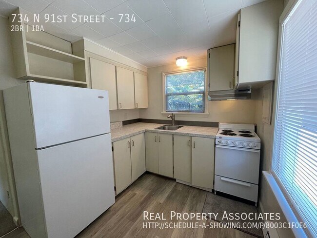 Foto del edificio - Pet Friendly, 2 bed, 1 bath, ramble style ...