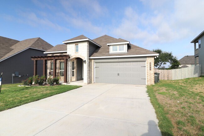 Foto del edificio - AVAILABLE NOW!