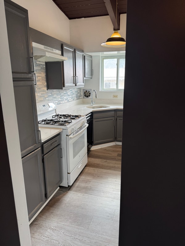 Foto del edificio - 11316 Cherry Hill Rd