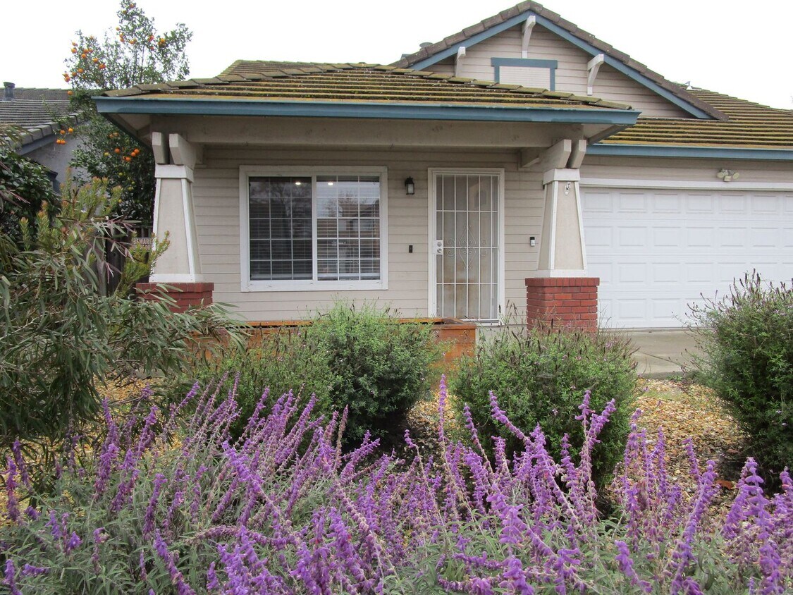 5328 Fairside Way, Antioch, CA 94531 House Rental in Antioch, CA