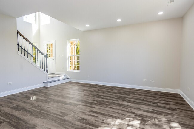 Foto del edificio - 15255 Pinewood Rd