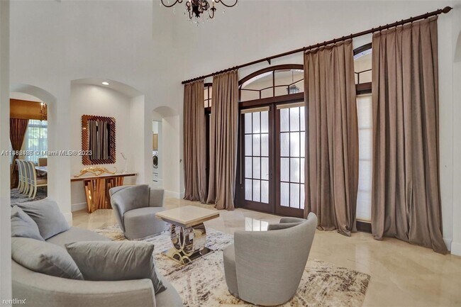 Building Photo - 5 br, 5.5 bath House - 9881 Sundance Ct # ...
