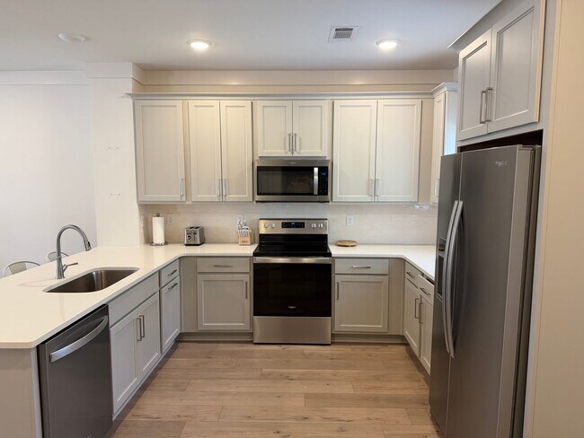 Foto del edificio - 1218 Tigers Tail Trl