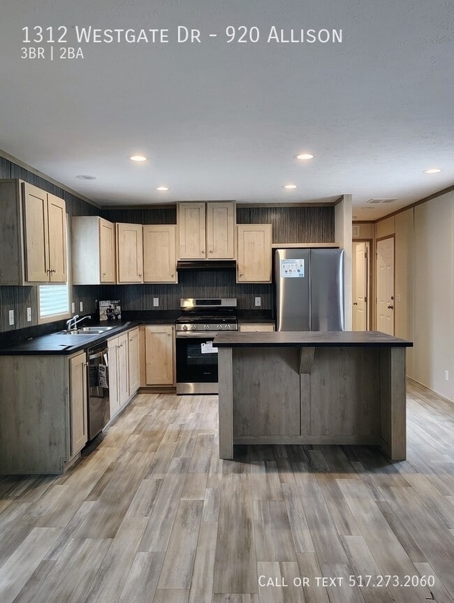 Building Photo - 1312 Westgate Dr