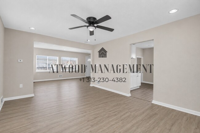 Foto del edificio - This beautifully updated 3-bedroom, 2-bath single-family home is ready for move-in!