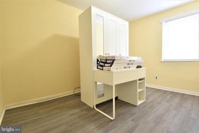 Foto del edificio - 2129 N Marvine St