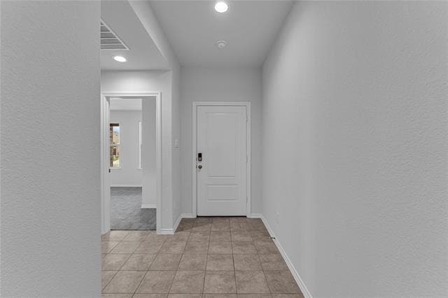 Building Photo - 708 Basteen Ln