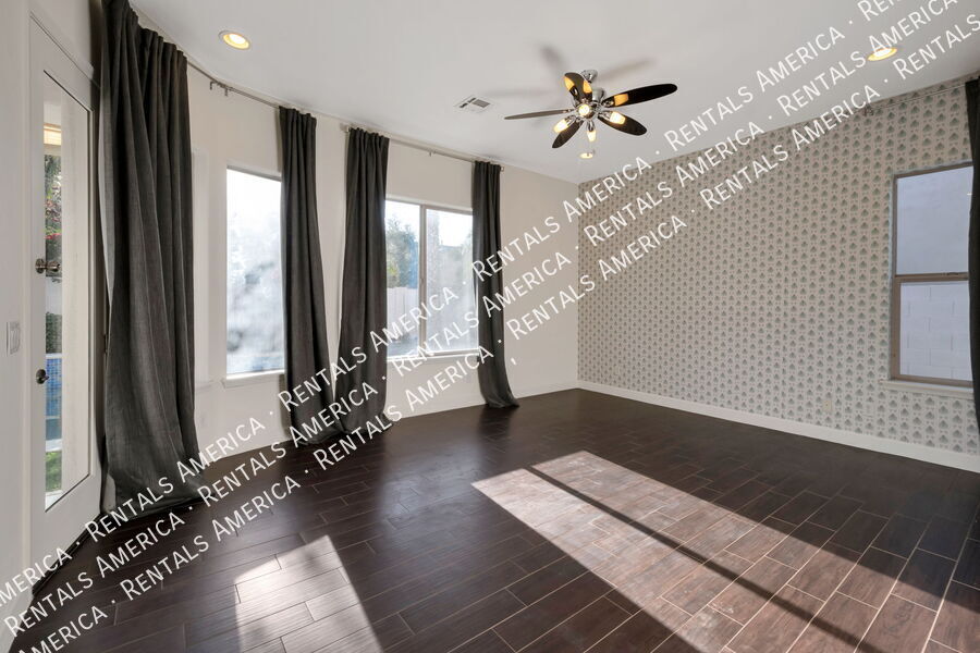 Primary Photo - 4093 E Woodside Way