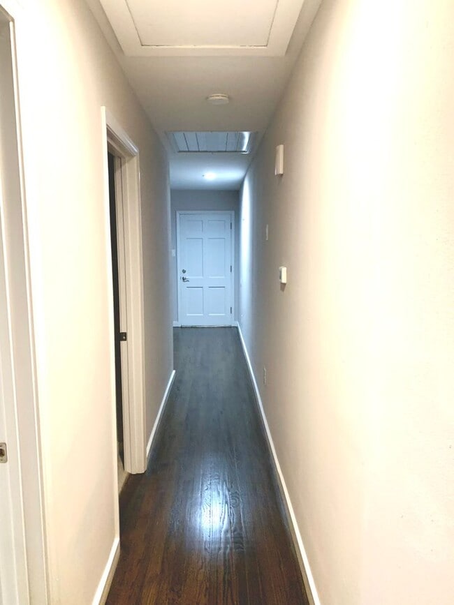 Building Photo - Arnold 1 bedroom pet friendly with shared ...