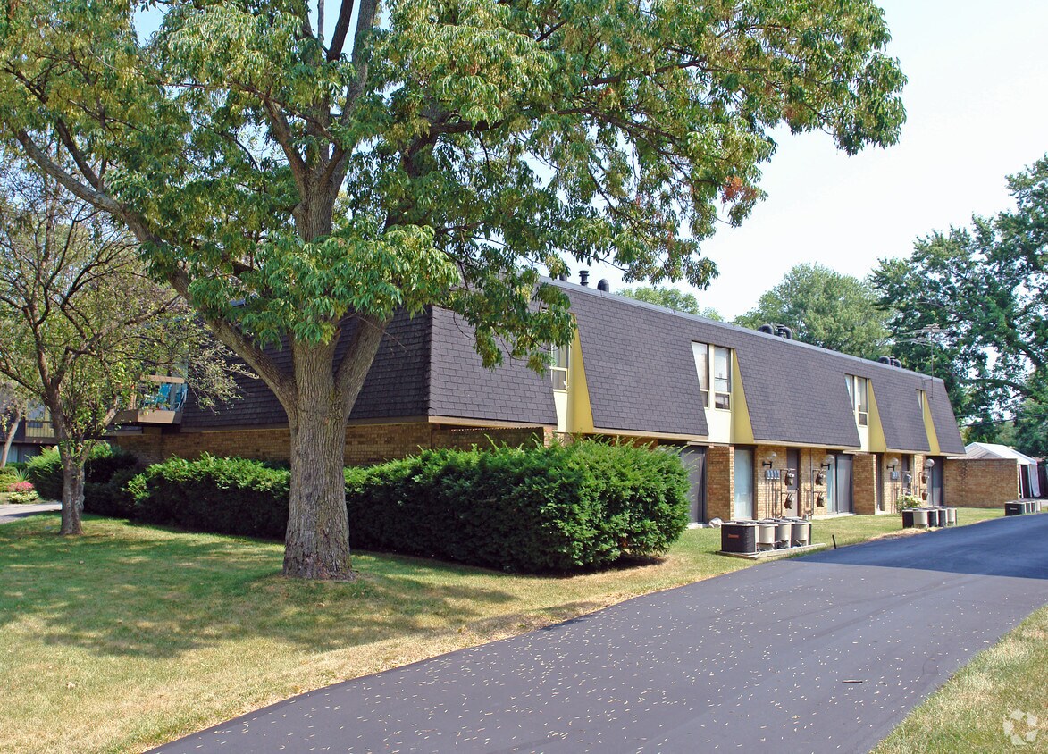 Building Photo - 2918 San Rae Dr