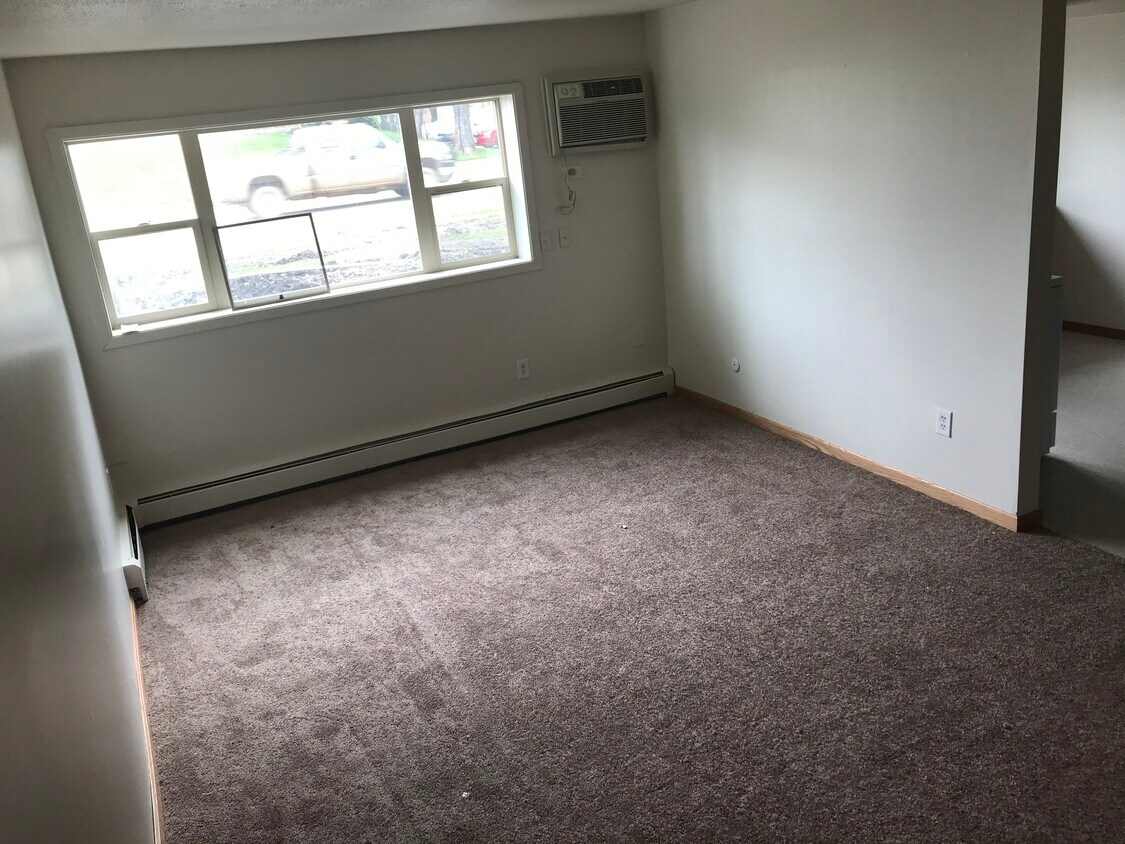 Foto principal - 1302 Birch St