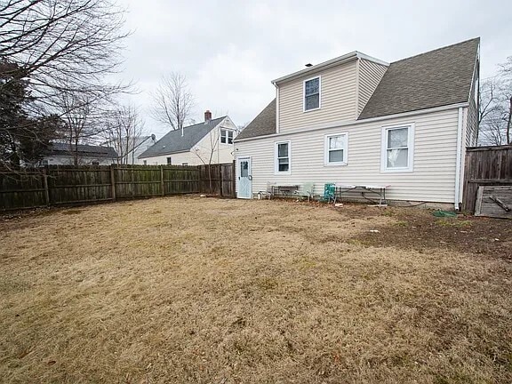 Building Photo - 435 Ruth St