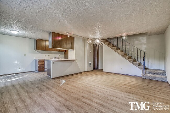 Foto del edificio - Great 2BD 2-Story Condo in Fantastic Casca...