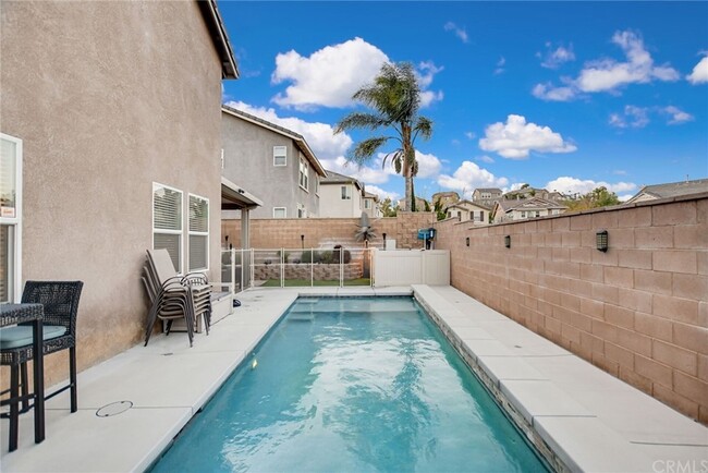 Foto del edificio - 7949 Shadow Trails Ln