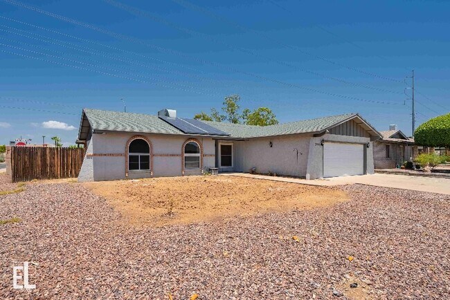 Foto del edificio - 2954 W Villa Theresa Dr