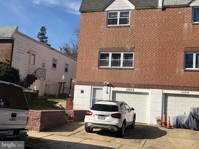 Foto del edificio - 10672 Halstead St