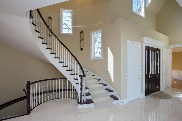 Building Photo - 14 S Wynstone Dr