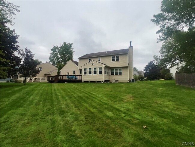 Foto del edificio - 6314 Hardwood Ln