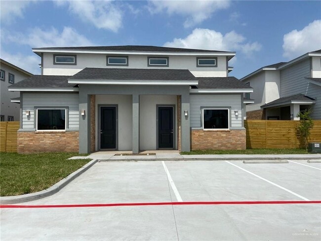 Building Photo - 7600 Via Del Mar Cir