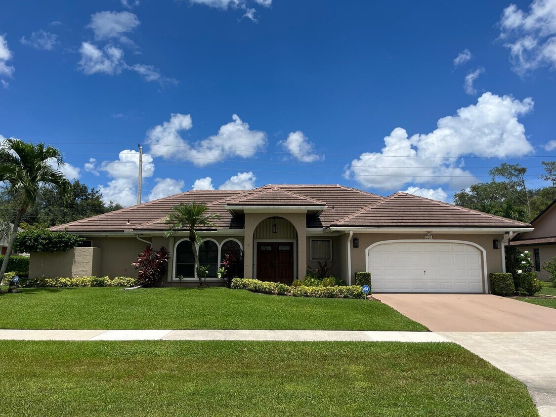 Foto principal - 1250 Barnstaple Cir