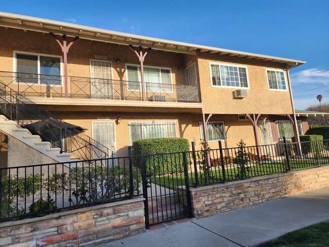Foto del edificio - 14227 Moorpark St