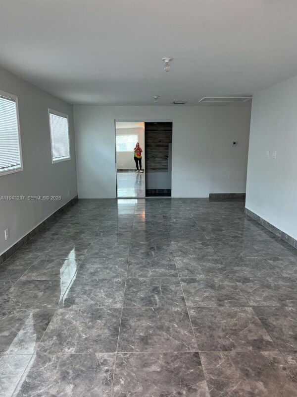 Foto del edificio - 2627 NW 3rd St