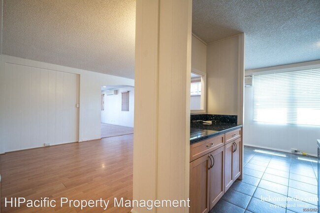 Building Photo - 5 br, 3.5 bath House - 94-403 Lehopulu St.