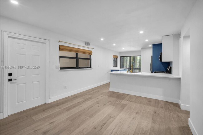 Building Photo - 3265 Virginia St