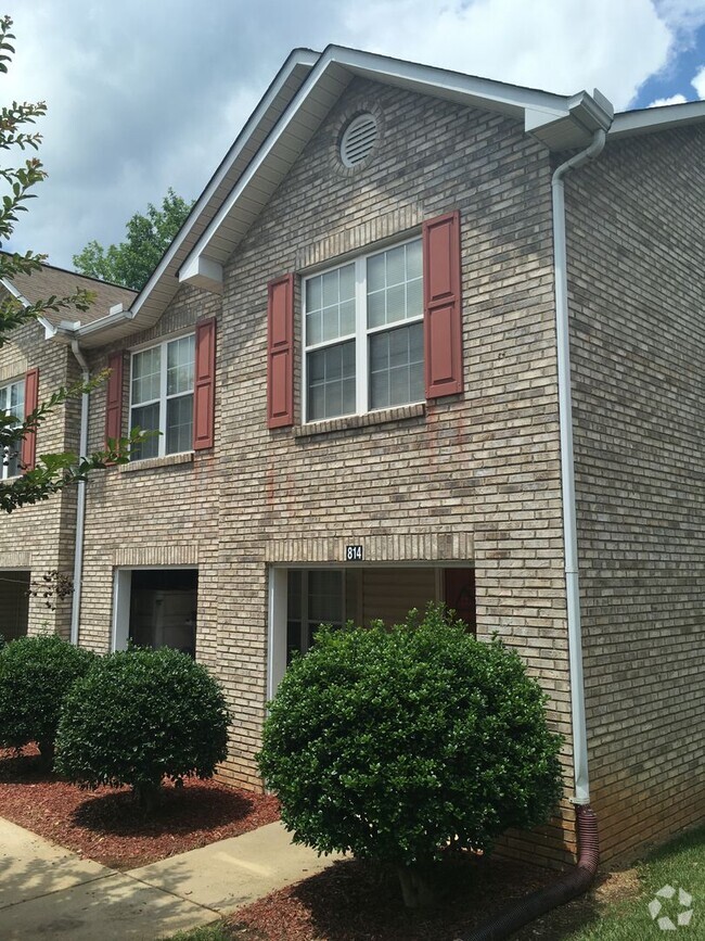 Building Photo - 814 Maupin Ave