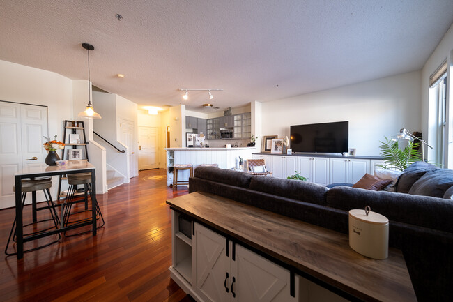 Foto del edificio - 615 N 1st St