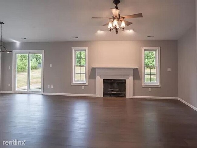Building Photo - 3 br, 2 bath House - 3723 Bearwood Dr