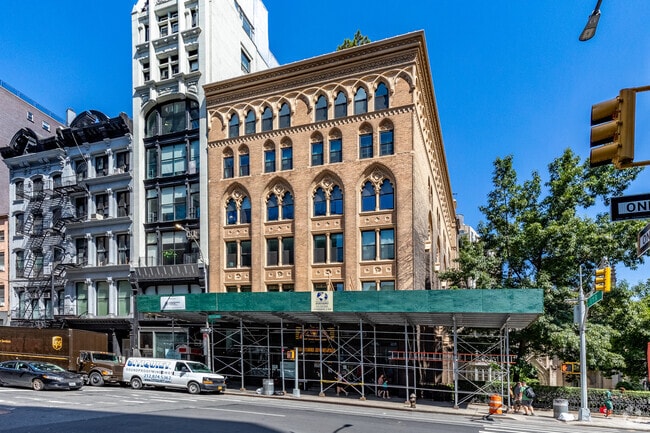 Building Photo - 808 Broadway