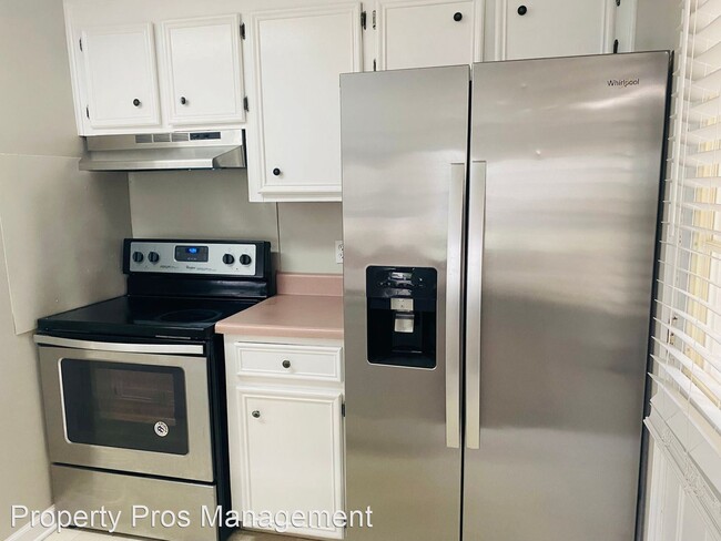 Building Photo - 3 br, 2 bath House - 2B Prices Court