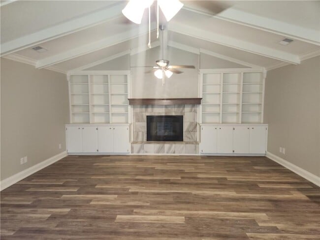 Building Photo - 8575 Clement Poiroux Ln