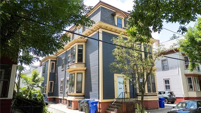 Building Photo - 36 Chapin Ave