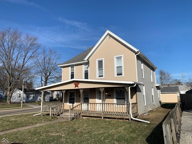 Building Photo - 226 N 21st St