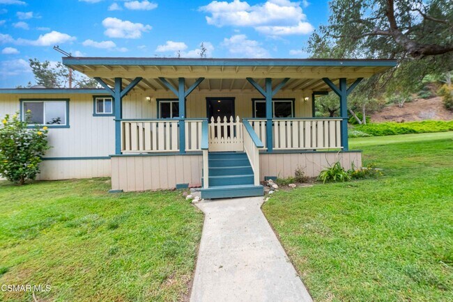 Building Photo - 641 W La Loma Ave