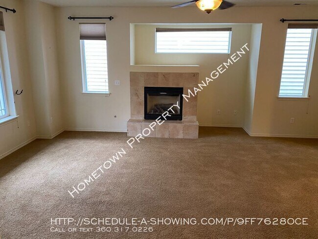 Building Photo - 4144 Edgewater Blvd NE