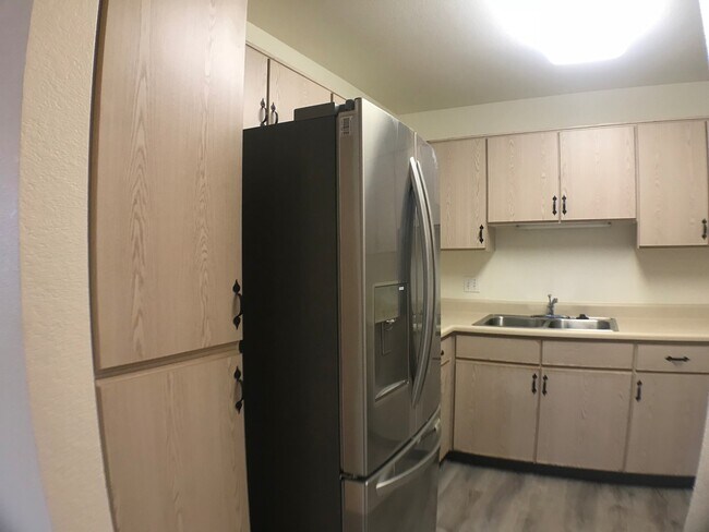 Building Photo - Kulana Knolls - 2 Bedroom, 2 Bath, 2 Parki...