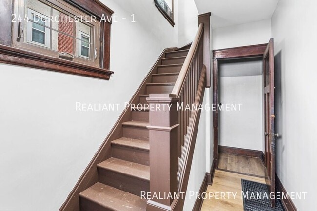 Foto del edificio - 244 Dorchester Ave